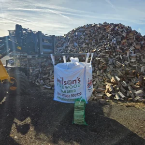 Kiln Dried Hardwood Bulk Bag + Free Bag of Kindling